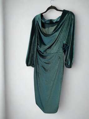 Gorgeous green velvet- cowl/ off the shoulder midi dress- size XL